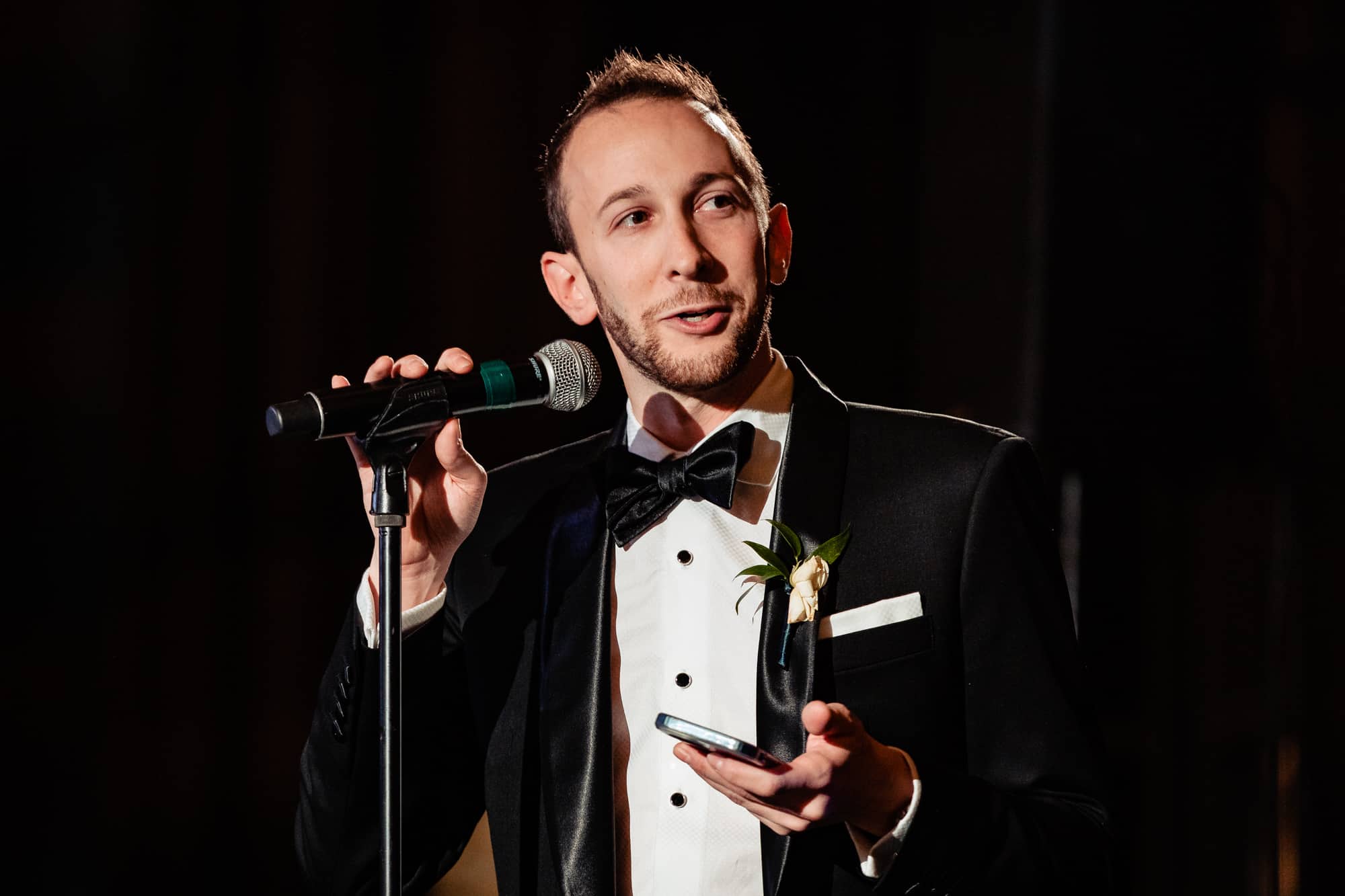 groomsman giving a speech at a W Hotel Philly wedding