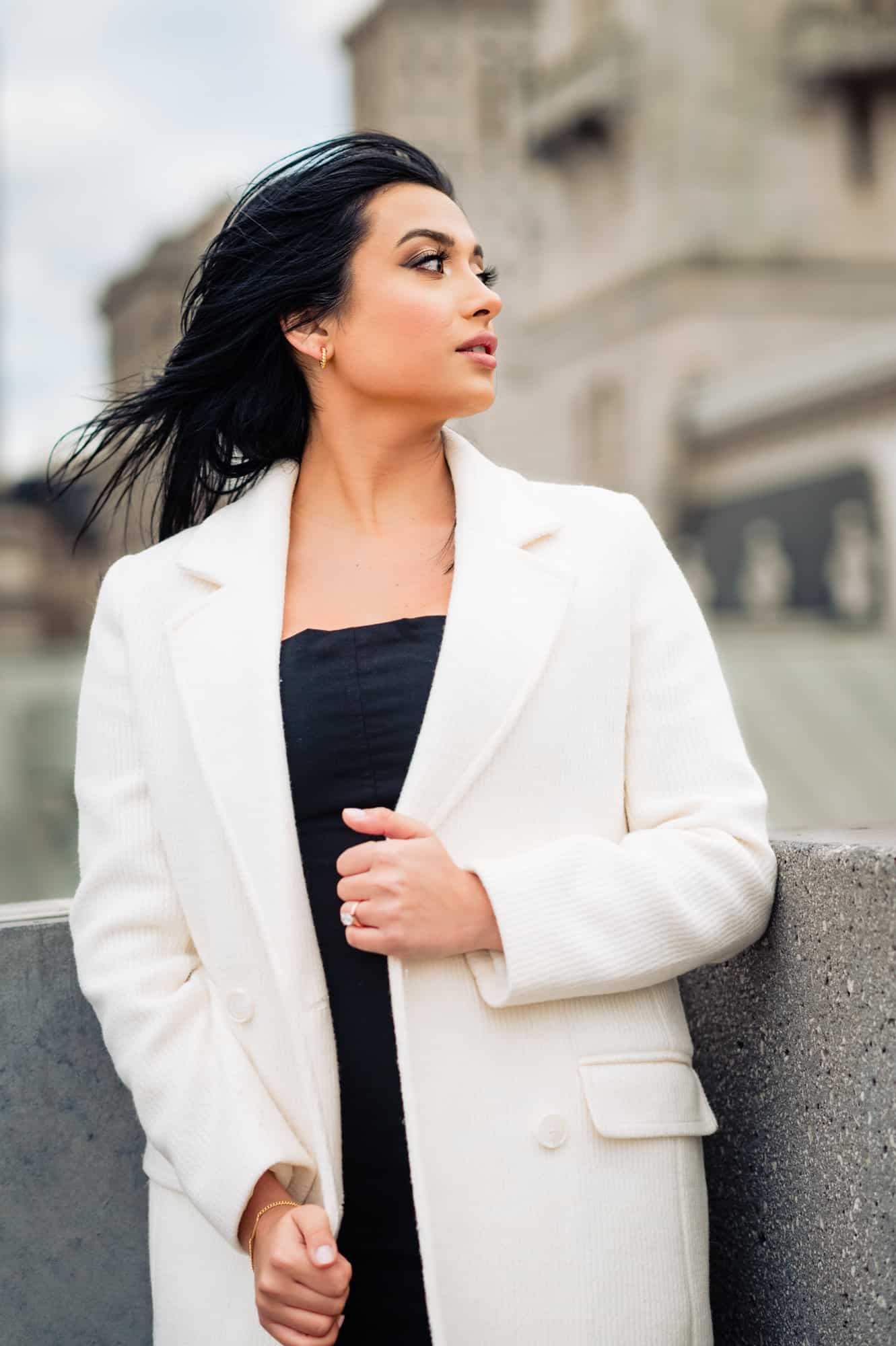 bride-to-be posing for her solo shot