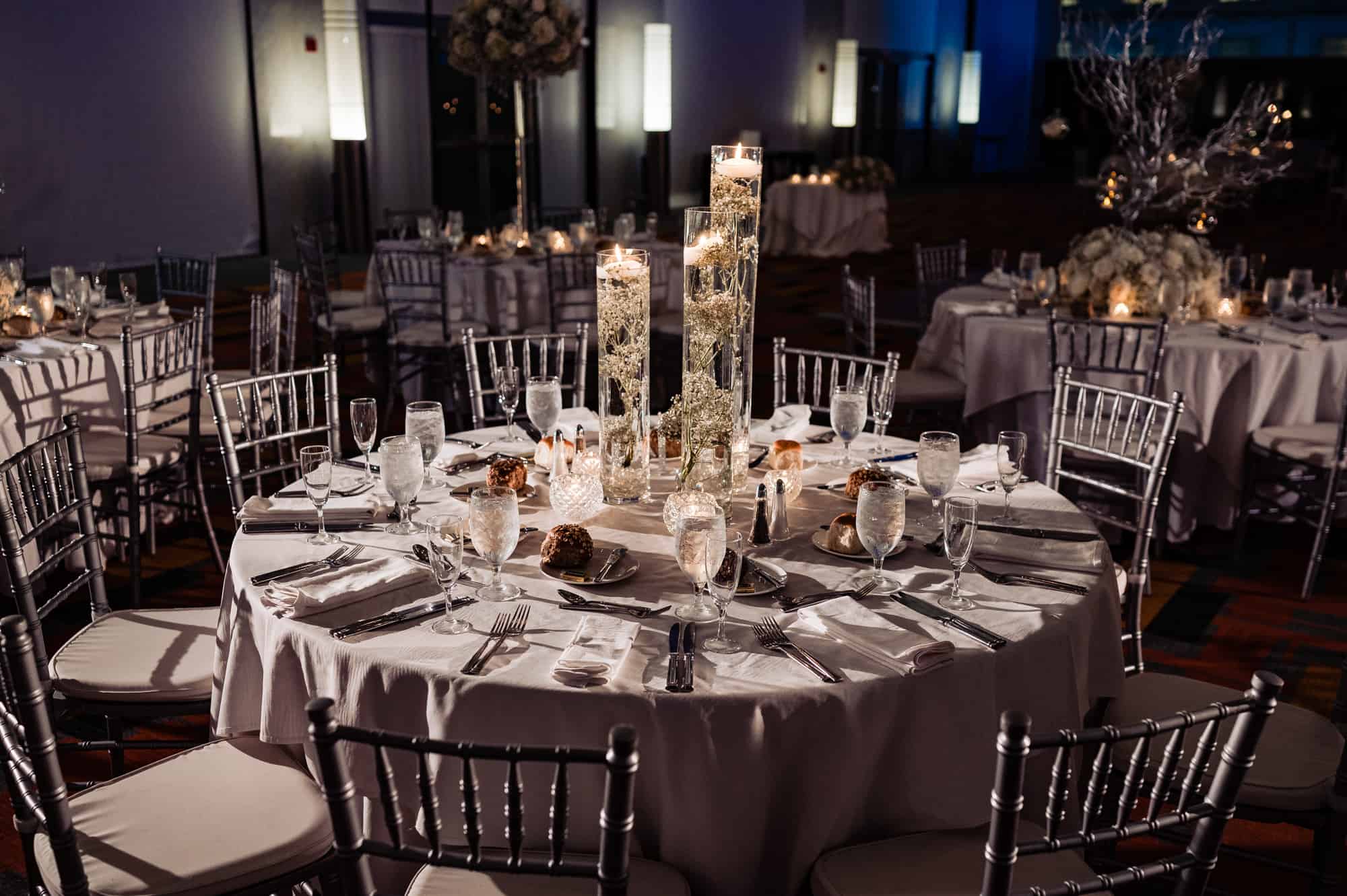 the table decoration of the reception