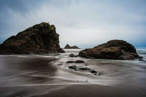 a stunning and diverse rock formations, sculpted over millions of years by the relentless forces of wind and waves found in Oregon coastline